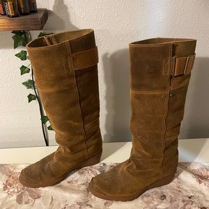 Size 9 sorel wedge boot